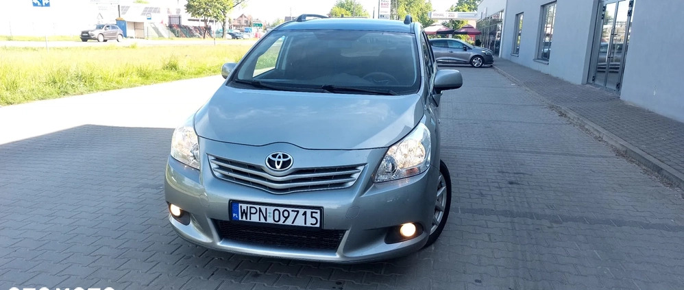 Toyota Verso cena 28900 przebieg: 224300, rok produkcji 2011 z Płońsk małe 596